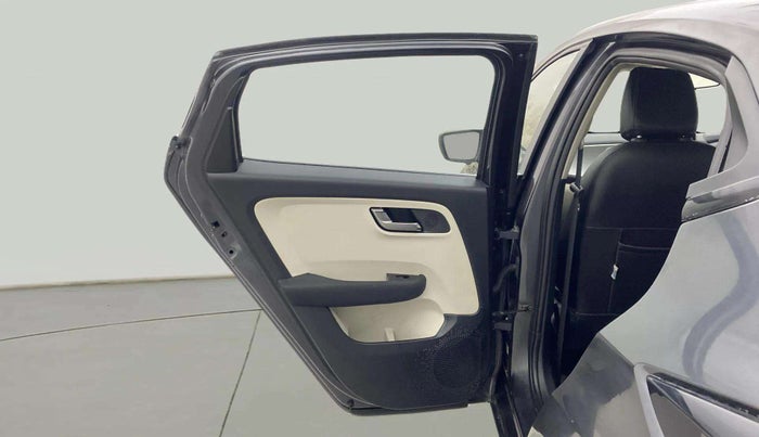 2021 Tata ALTROZ XZ PETROL, Petrol, Manual, 36,832 km, LHS Rear Door