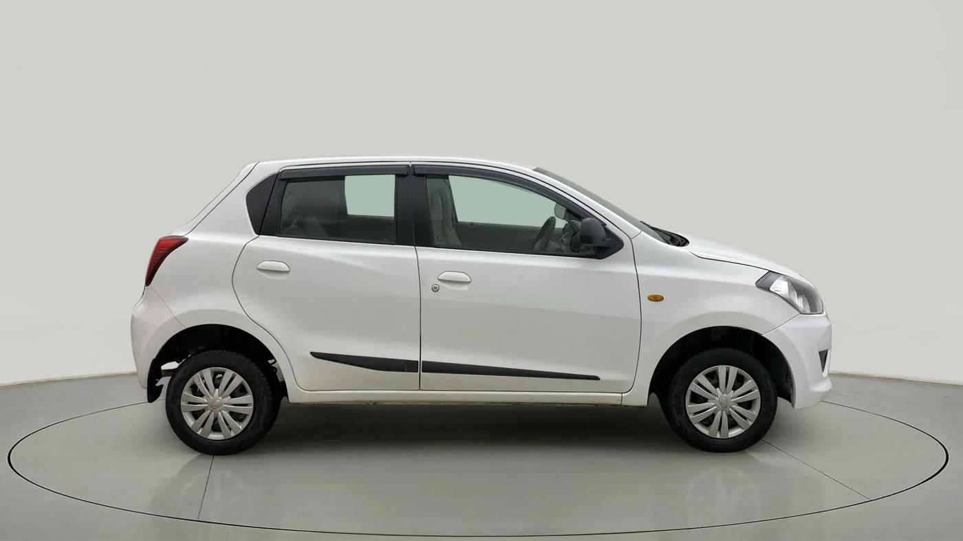 2015 Datsun Go T, Petrol, Manual, 59,526 km, Right Side View