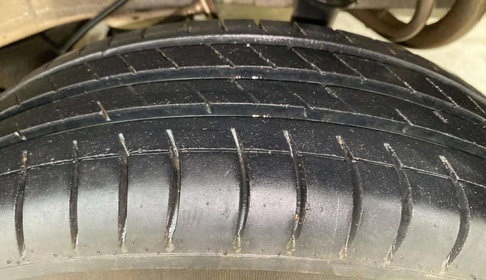 2015 Datsun Go T, Petrol, Manual, 59,526 km, Left Rear Tyre Tread