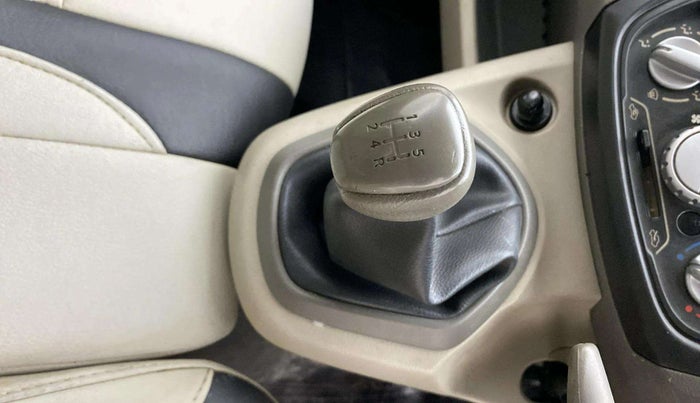 2015 Datsun Go T, Petrol, Manual, 59,526 km, Gear Lever