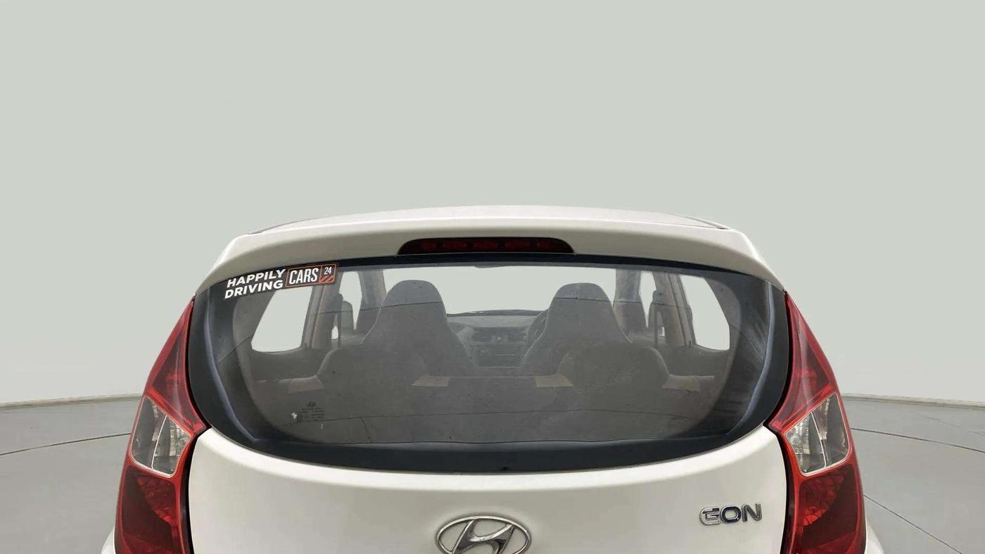 2016 Hyundai Eon D-LITE+, Petrol, Manual, 4,565 km, Rear Windshield