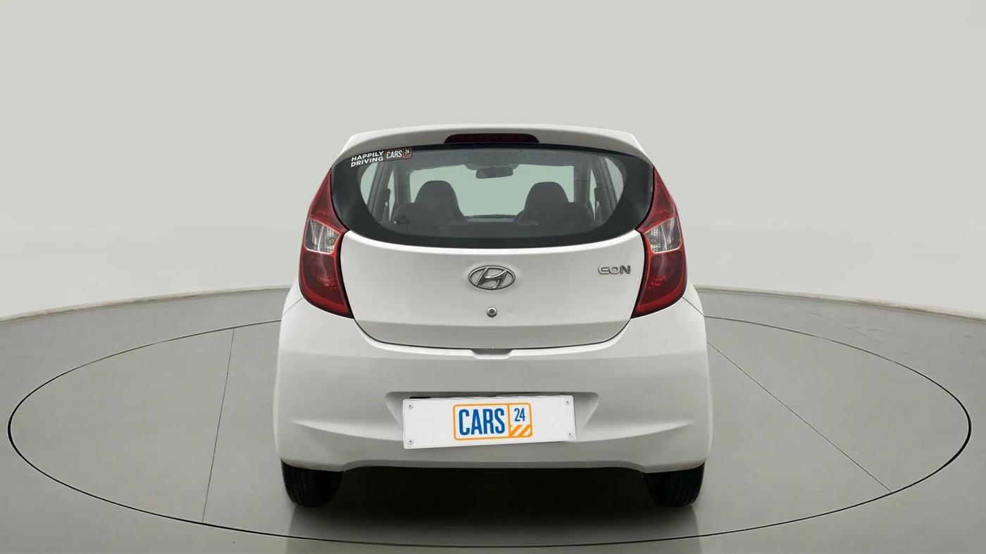 2016 Hyundai Eon D-LITE+, Petrol, Manual, 4,565 km, Back/Rear