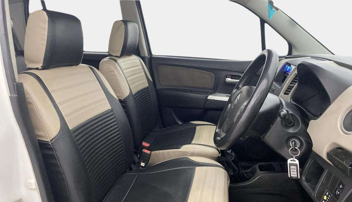 2015 Maruti Wagon R 1.0 LXI CNG, CNG, Manual, 1,24,620 km, Right Side Front Door Cabin