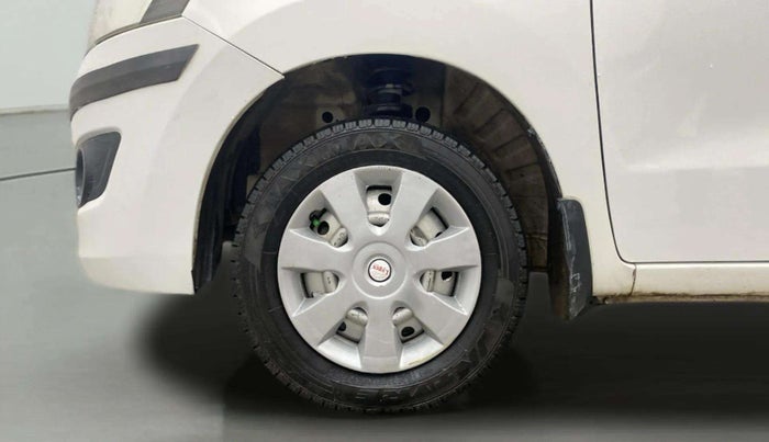 2015 Maruti Wagon R 1.0 LXI CNG, CNG, Manual, 1,24,620 km, Left Front Wheel
