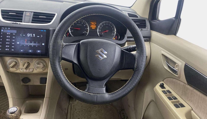 2014 Maruti Ertiga VXI CNG, CNG, Manual, 91,469 km, Steering Wheel Close Up