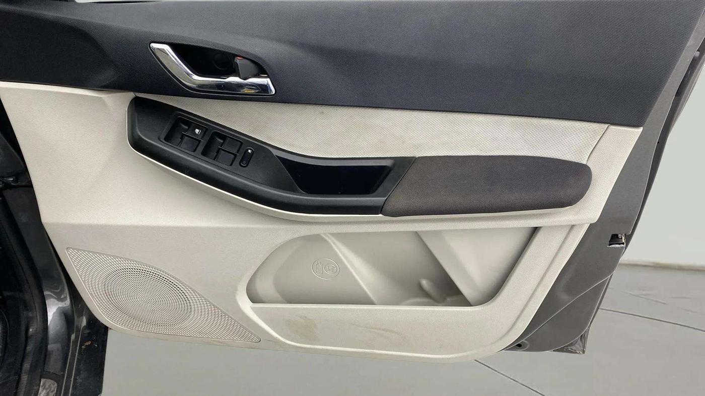 2022 Tata TIGOR XZ PLUS PETROL, Petrol, Manual, 12,394 km, Driver Side Door Panels Control