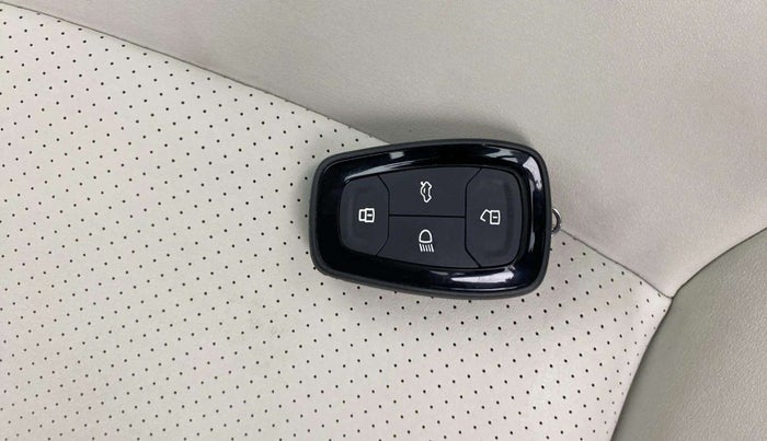 2022 Tata TIGOR XZ PLUS PETROL, Petrol, Manual, 12,344 km, Key Close Up