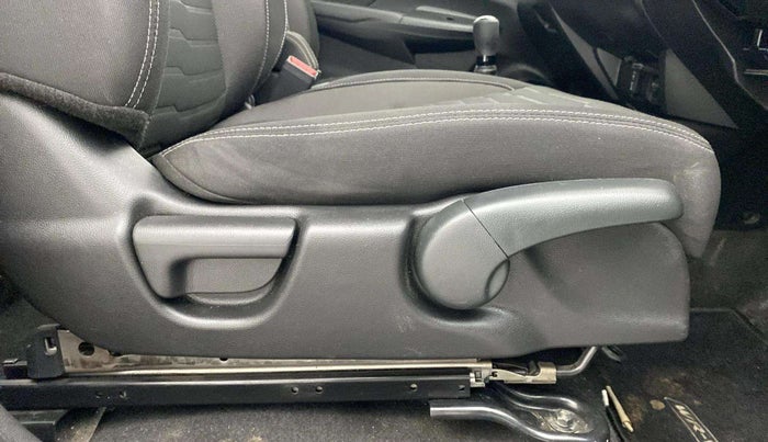 2022 Honda WR-V 1.2L I-VTEC VX MT, Petrol, Manual, 32,951 km, Driver Side Adjustment Panel