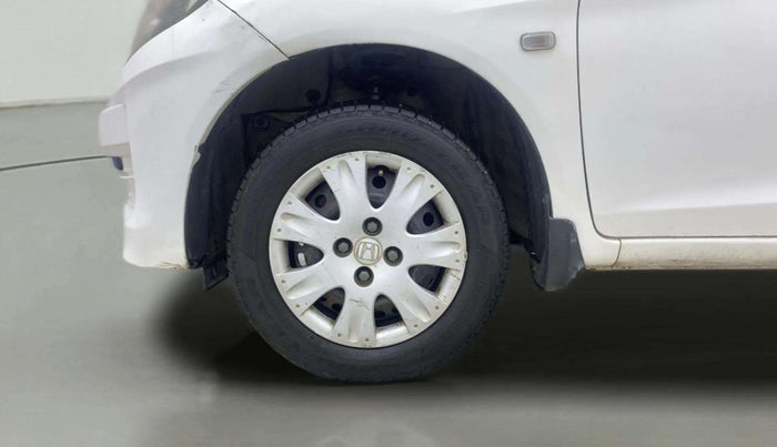 2013 Honda Amaze 1.2L I-VTEC S, CNG, Manual, 1,01,709 km, Left Front Wheel