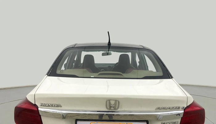 2013 Honda Amaze 1.2L I-VTEC S, CNG, Manual, 1,01,709 km, Rear Windshield