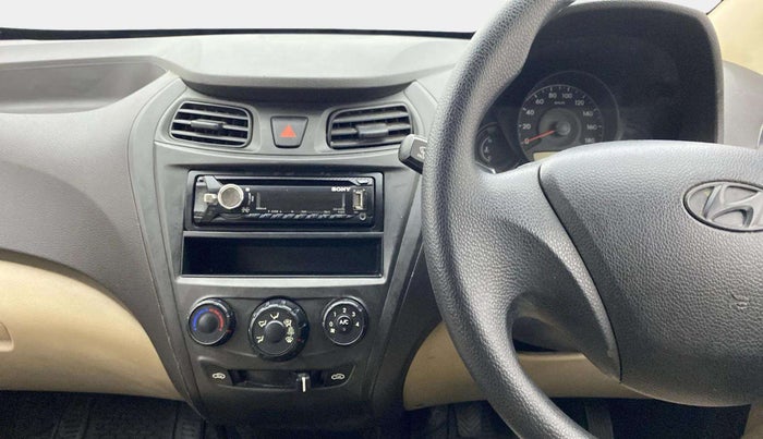 2014 Hyundai Eon D-LITE+, Petrol, Manual, 72,122 km, Air Conditioner