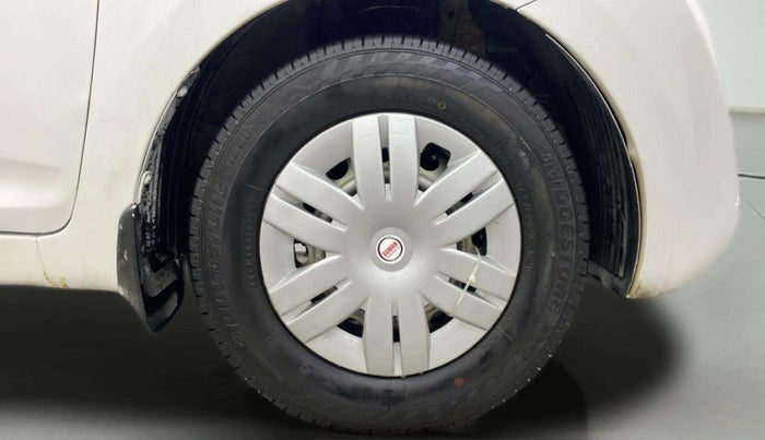 2014 Hyundai Eon D-LITE+, Petrol, Manual, 72,122 km, Right Front Wheel