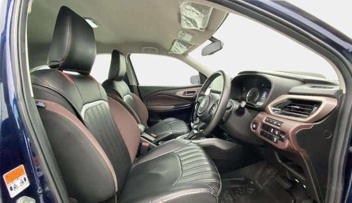 2023 Maruti FRONX ALPHA 1.0L TURBO 6 AT, Petrol, Automatic, 17,535 km, Right Side Front Door Cabin