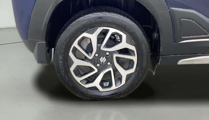 2023 Maruti FRONX ALPHA 1.0L TURBO 6 AT, Petrol, Automatic, 17,535 km, Right Rear Wheel