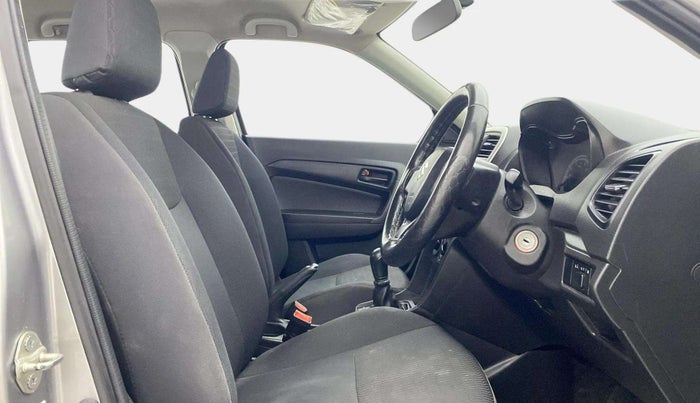 2021 Maruti Vitara Brezza LXI, Petrol, Manual, 1,14,247 km, Right Side Front Door Cabin