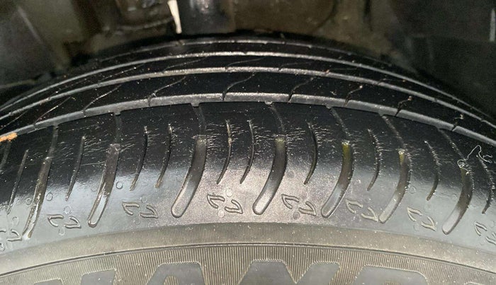 2018 Tata NEXON XM PETROL, CNG, Manual, 51,842 km, Left Front Tyre Tread
