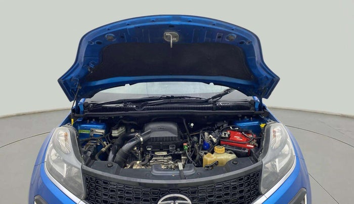 2018 Tata NEXON XM PETROL, CNG, Manual, 51,842 km, Open Bonet