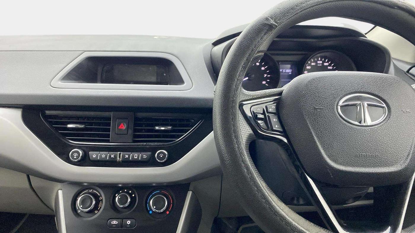 2018 Tata NEXON XM PETROL, CNG, Manual, 51,842 km, Air Conditioner