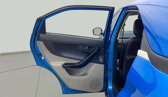 2018 Tata NEXON XM PETROL, CNG, Manual, 51,842 km, LHS Rear Door