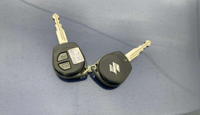 2018 Maruti Baleno DELTA PETROL 1.2, Petrol, Manual, 32,916 km, Key Close Up