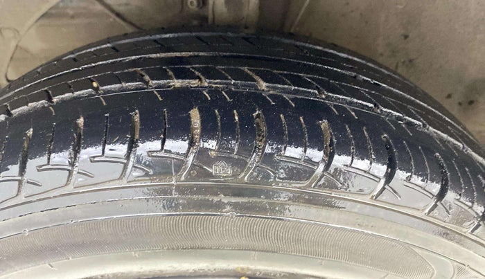 2018 Maruti Baleno DELTA PETROL 1.2, Petrol, Manual, 32,916 km, Left Front Tyre Tread