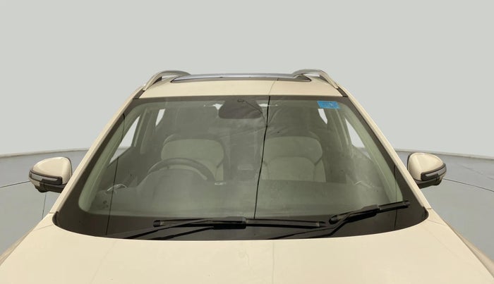 2022 MG ASTOR SHARP 1.5 MT, Petrol, Manual, 70,191 km, Front Windshield