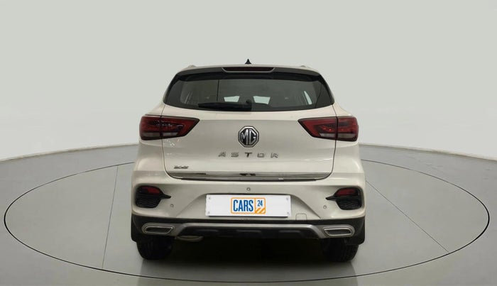 2022 MG ASTOR SHARP 1.5 MT, Petrol, Manual, 70,191 km, Back/Rear