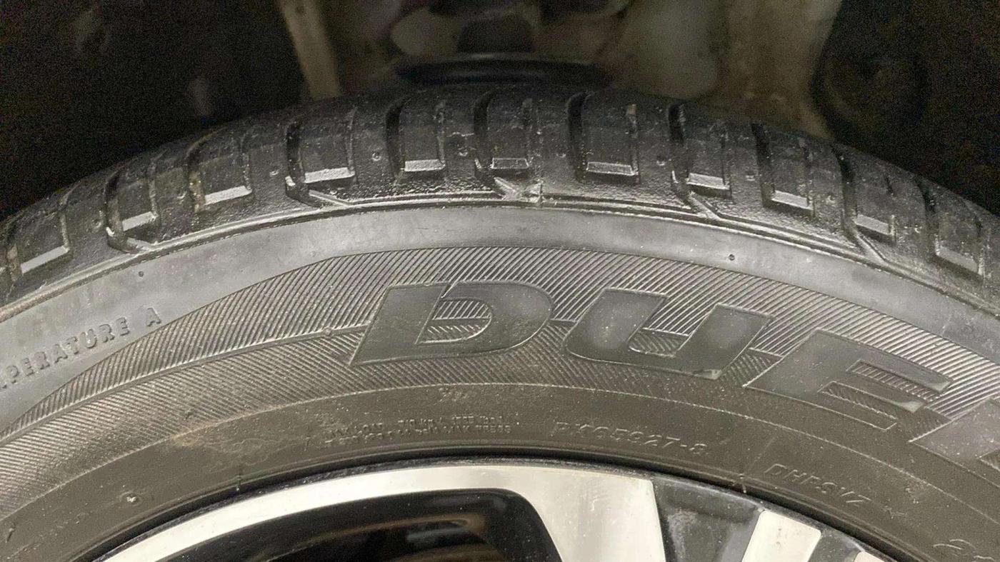 2022 MG ASTOR SHARP 1.5 MT, Petrol, Manual, 70,232 km, Left Front Tyre Tread