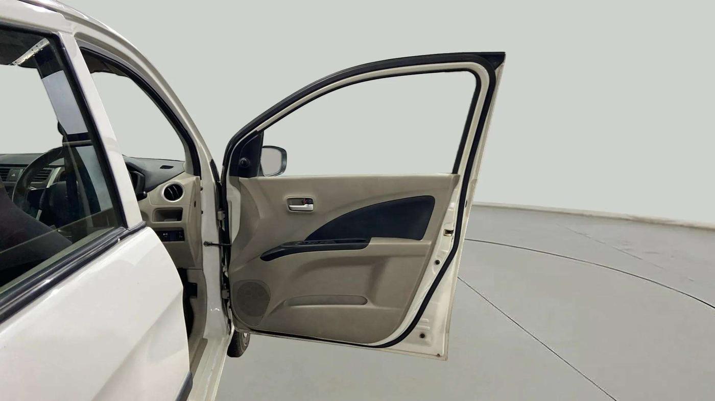 2017 Maruti Celerio VXI CNG, CNG, Manual, 43,323 km, RHS Front Door