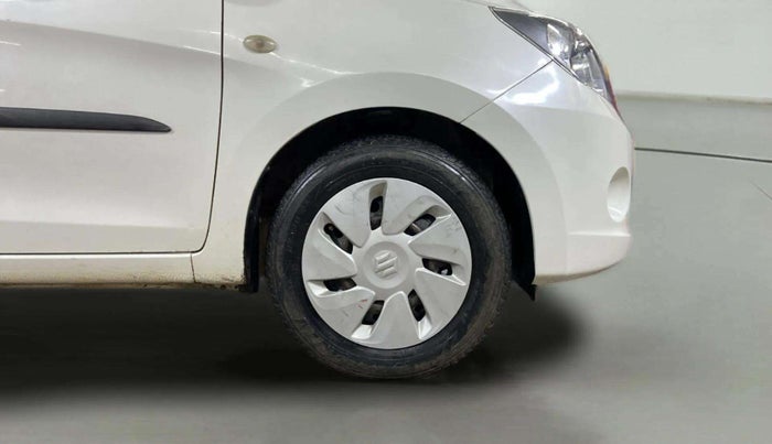 2017 Maruti Celerio VXI CNG, CNG, Manual, 43,323 km, Right Front Wheel