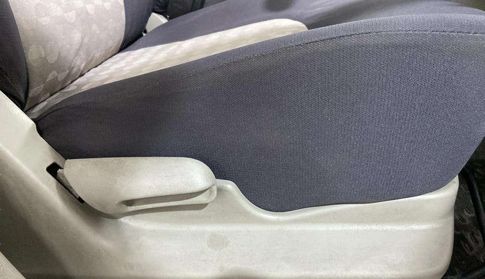 2017 Maruti Celerio VXI CNG, CNG, Manual, 43,323 km, Driver Side Adjustment Panel