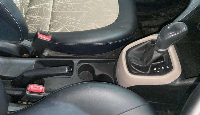 2018 Hyundai Grand i10 MAGNA AT 1.2 KAPPA VTVT, CNG, Automatic, 47,906 km, Gear Lever