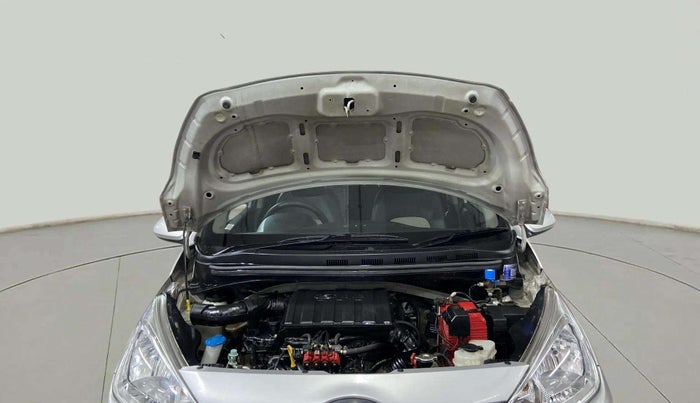 2018 Hyundai Grand i10 MAGNA AT 1.2 KAPPA VTVT, CNG, Automatic, 47,906 km, Open Bonet