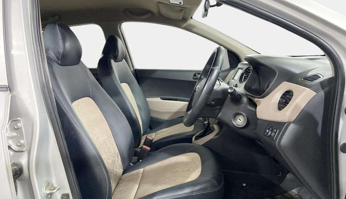 2018 Hyundai Grand i10 MAGNA AT 1.2 KAPPA VTVT, CNG, Automatic, 47,906 km, Right Side Front Door Cabin