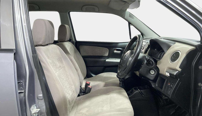 2015 Maruti Wagon R 1.0 VXI, Petrol, Manual, 38,891 km, Right Side Front Door Cabin