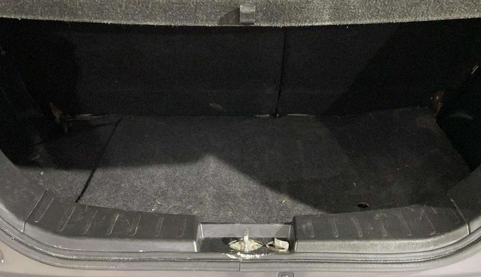 2015 Maruti Wagon R 1.0 VXI, Petrol, Manual, 38,891 km, Boot Inside