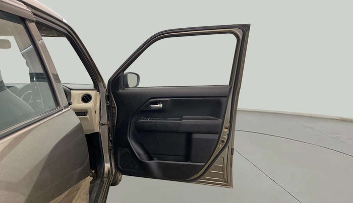 2021 Maruti New Wagon-R VXI 1.0, Petrol, Manual, 26,946 km, RHS Front Door