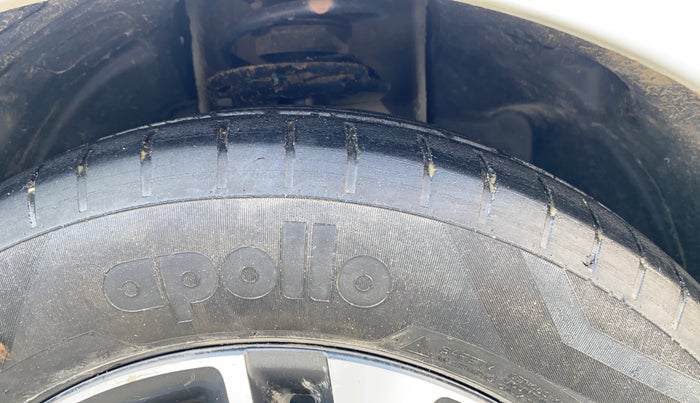 2021 Tata Tiago XZ PLUS PETROL, Petrol, Manual, 37,889 km, Right Front Tyre Tread
