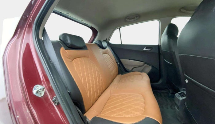 2016 Hyundai Grand i10 ASTA (O) AT 1.2 KAPPA VTVT, Petrol, Automatic, 51,102 km, Right Side Rear Door Cabin