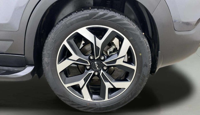2023 KIA SELTOS  X LINE 1.5 TURBO PETROL DCT, Petrol, Automatic, 25,645 km, Left Rear Wheel