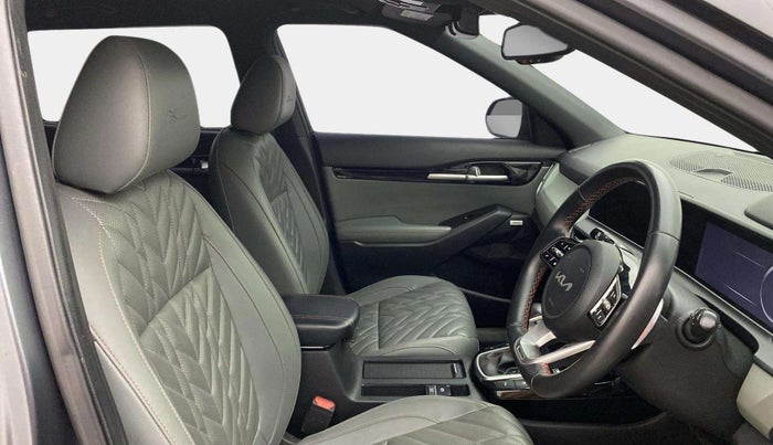 2023 KIA SELTOS  X LINE 1.5 TURBO PETROL DCT, Petrol, Automatic, 25,645 km, Right Side Front Door Cabin