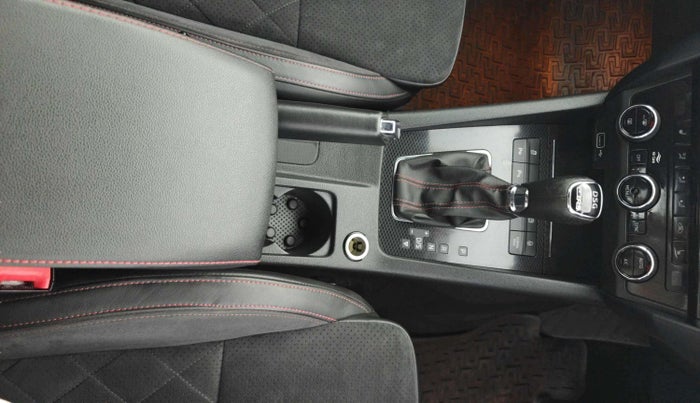 2019 Skoda Octavia VRS, Petrol, Automatic, 47,688 km, Gear Lever
