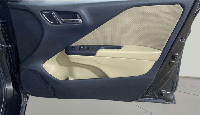 2017 Honda City 1.5L I-VTEC V MT, Petrol, Manual, 70,935 km, Driver Side Door Panels Control