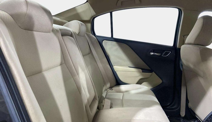 2017 Honda City 1.5L I-VTEC V MT, Petrol, Manual, 70,935 km, Right Side Rear Door Cabin