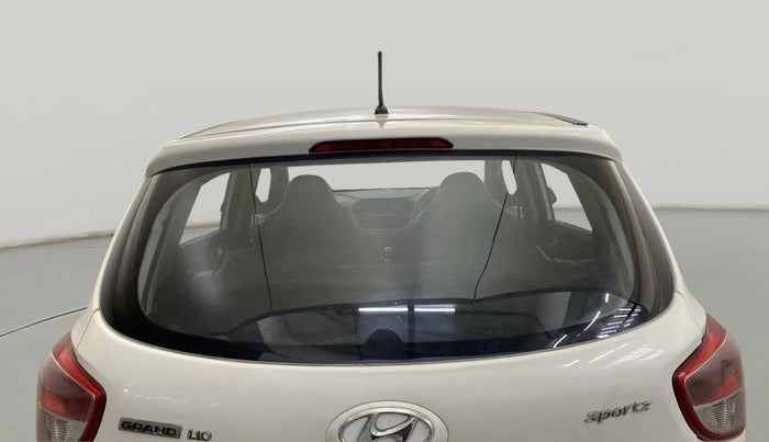 2018 Hyundai Grand i10 SPORTZ 1.2 KAPPA VTVT, Petrol, Manual, 1,32,724 km, Rear Windshield