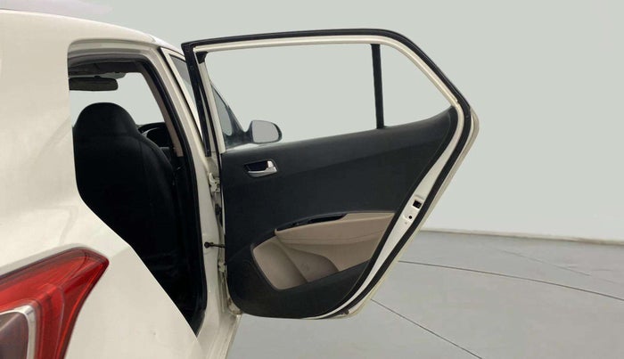 2018 Hyundai Grand i10 SPORTZ 1.2 KAPPA VTVT, Petrol, Manual, 1,32,724 km, RHS Rear Door