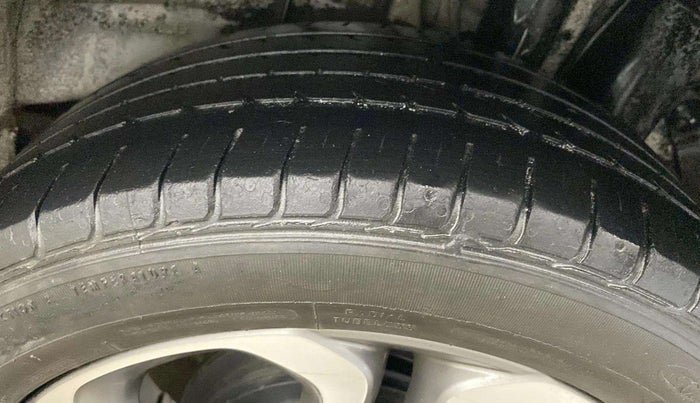 2020 Hyundai Elite i20 ASTA 1.2 (O), Petrol, Manual, 51,213 km, Right Rear Tyre Tread