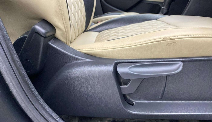 2020 Skoda Rapid AMBITION AT TSI, Petrol, Automatic, 50,749 km, Driver Side Adjustment Panel