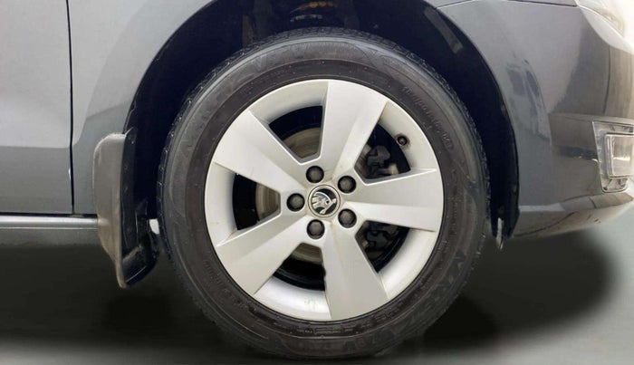 2020 Skoda Rapid AMBITION AT TSI, Petrol, Automatic, 50,749 km, Right Front Wheel