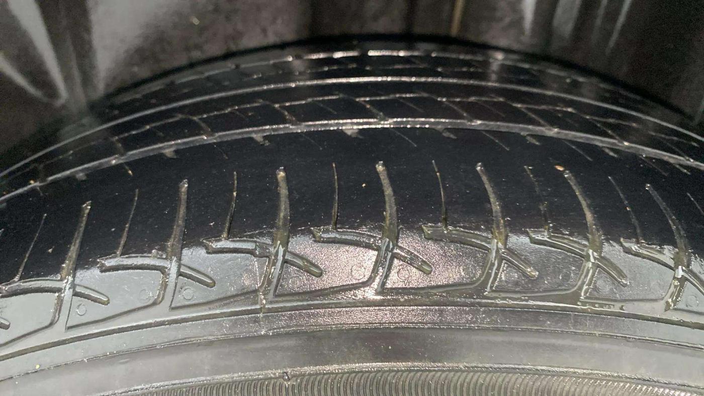 2020 Skoda Rapid AMBITION AT TSI, Petrol, Automatic, 50,749 km, Left Rear Tyre Tread